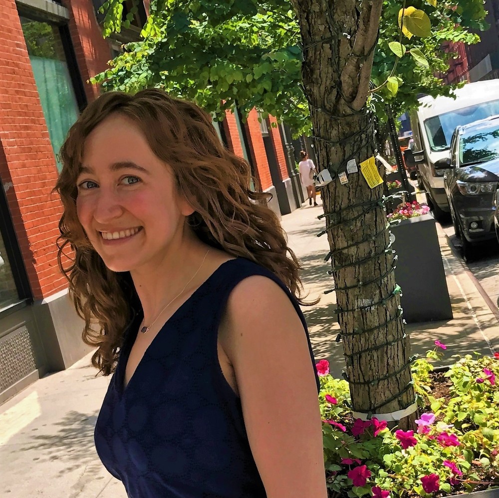 Meet your Posher, Eva